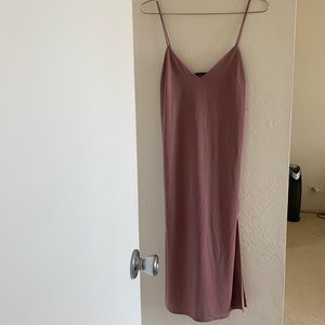 Mauve fitted midi dress